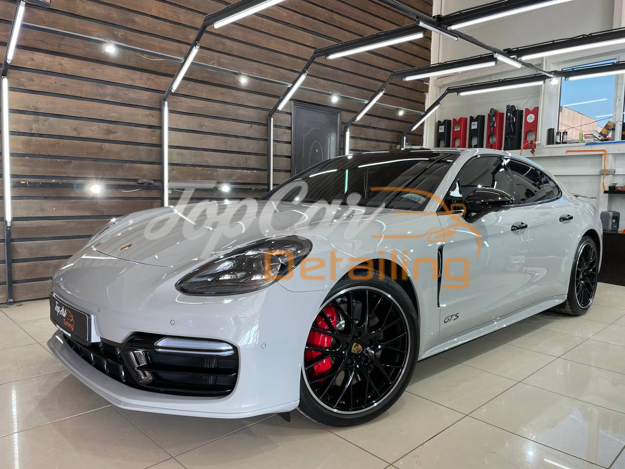 Новый Porsche Panamera GTS