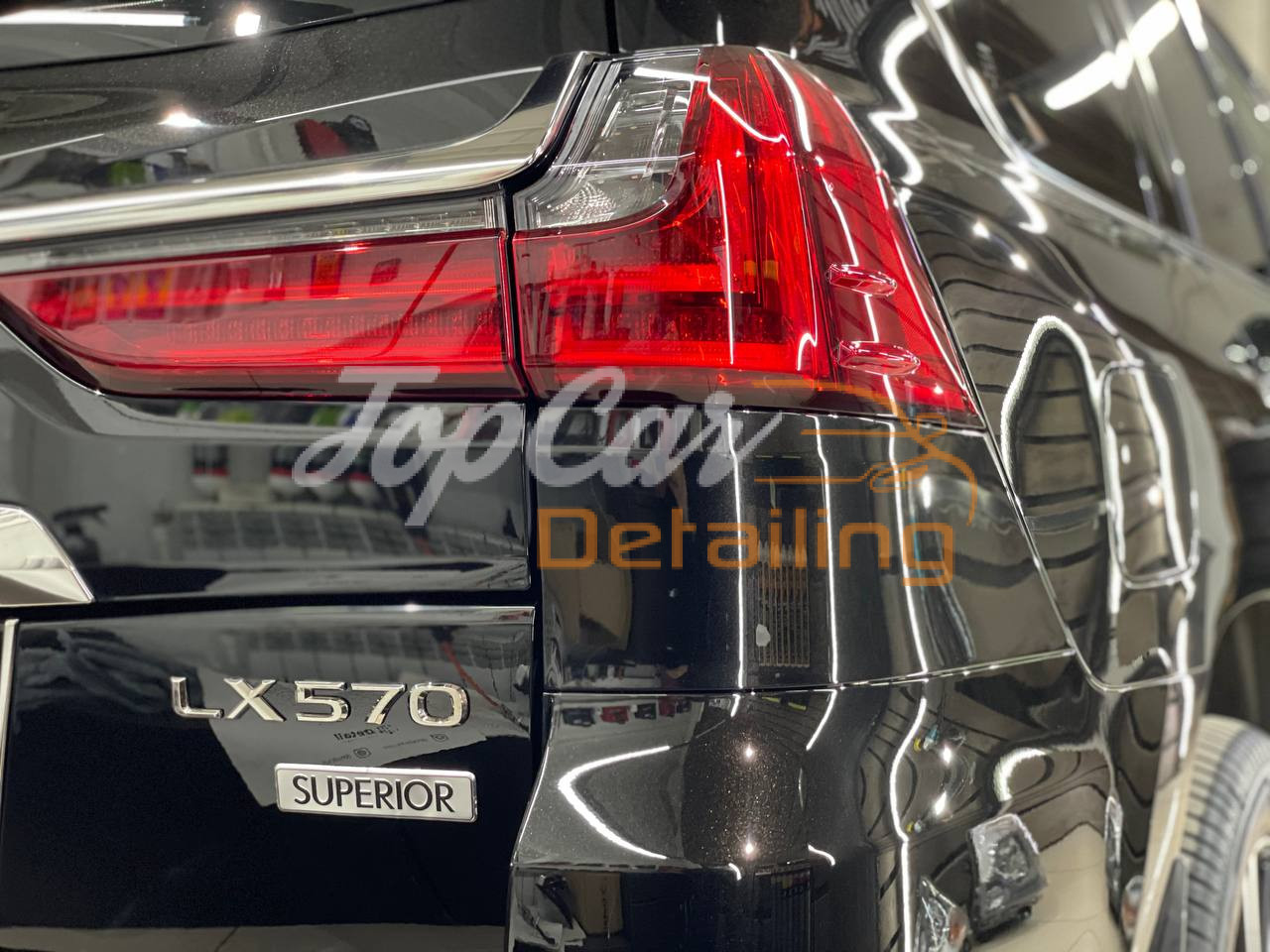 Lexus LX