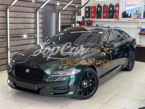 Jaguar XJ