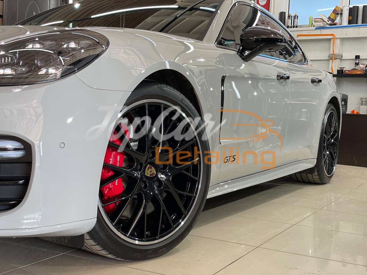 Новый Porsche Panamera GTS